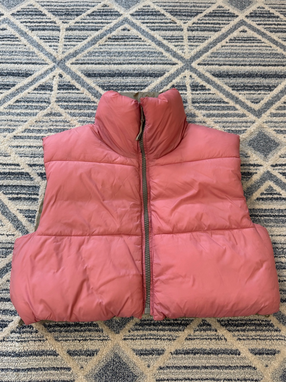 Women’s Reversible Puffer Vest